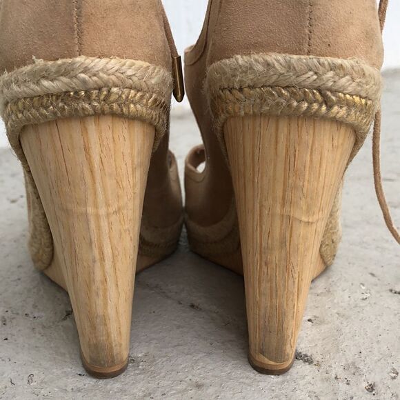 Aquazzura platform  - Picture 5 of 8